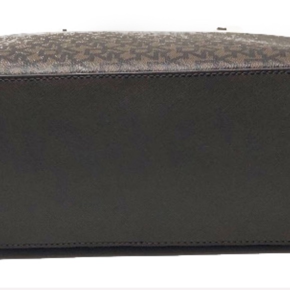 DKNY Town and Country Hardware Logo Tote - Picture 4 of 6